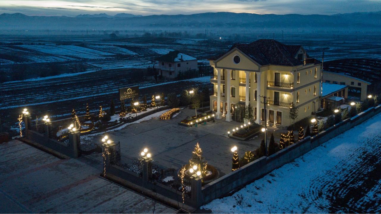 "L'Art De Vivre" Resort Korcza Zewnętrze zdjęcie