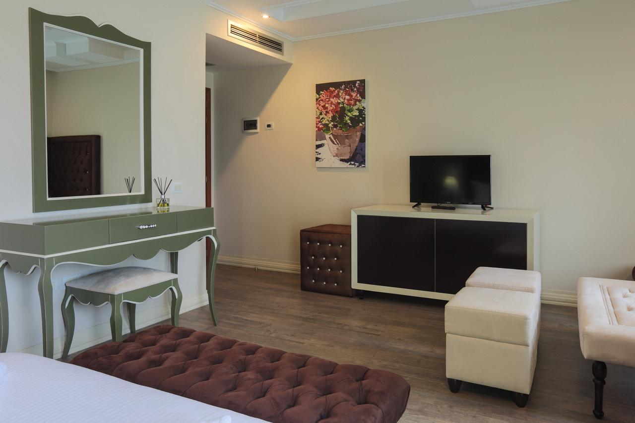 "L'Art De Vivre" Resort Korcza Zewnętrze zdjęcie